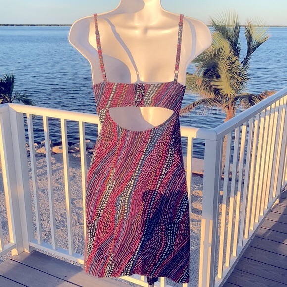 HURLEY SUNDRESS•MULTI COLOR DOTS•CUTOUT IN BACK•sz M (junior) - Picture 7 of 16